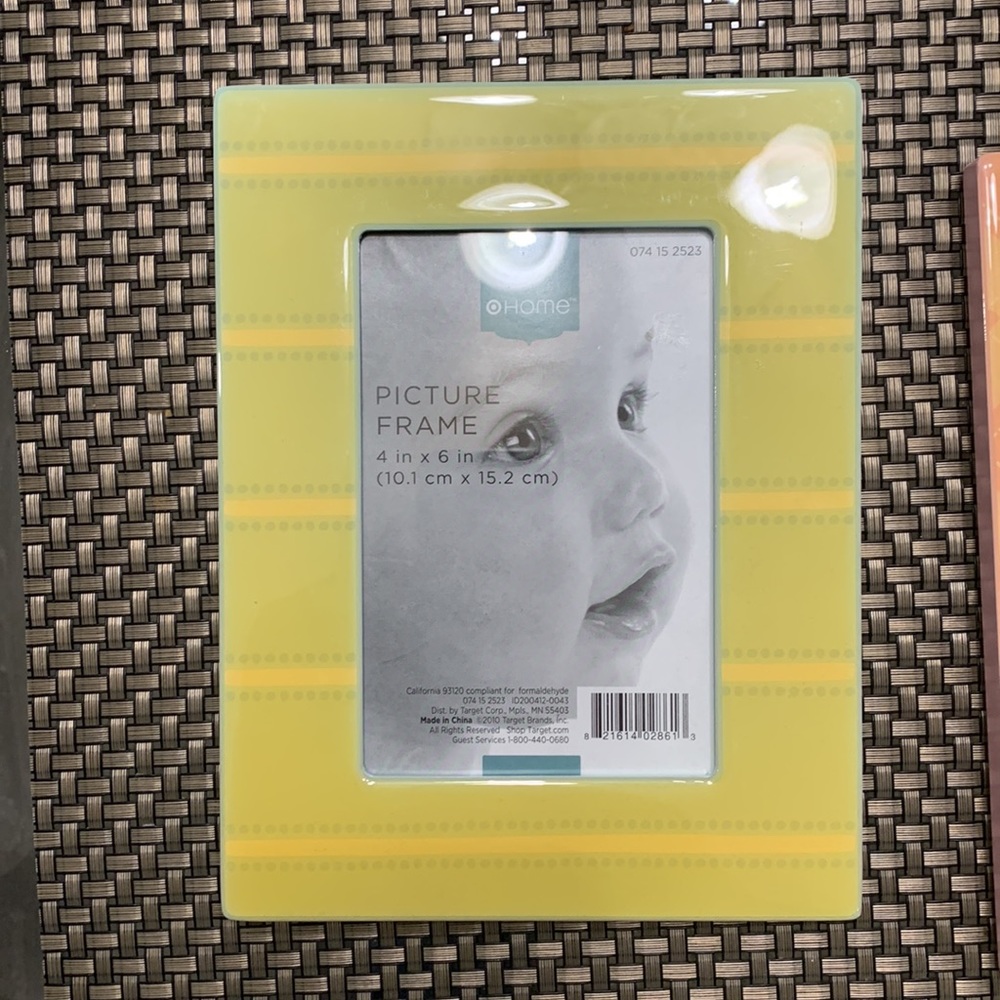 Picture frames - Picture 2 of 3